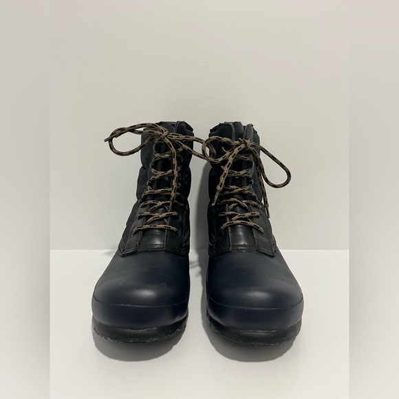 Hunter Original Short Quilted Lace-Up Boots in Navy women’s size 8 - Picture 1 of 7